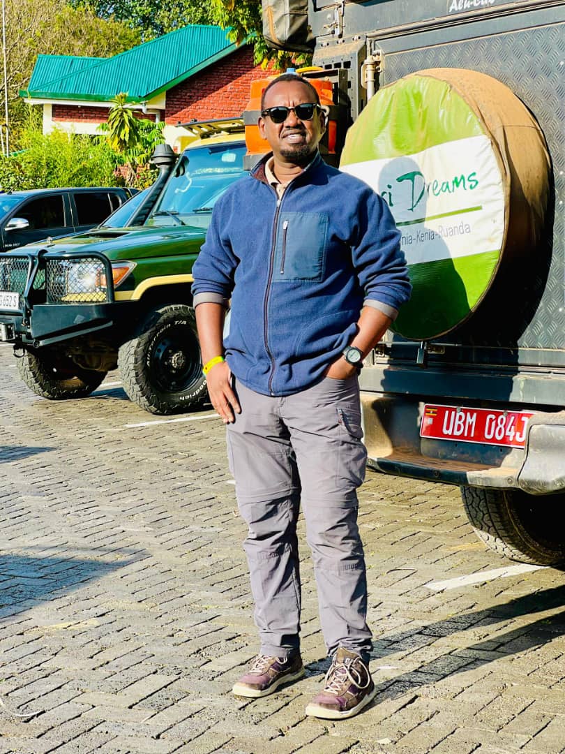 Hodari – Gorilla Trekking & Wildlife Specialist